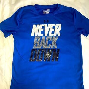 COPY - Under Armour boys loose heatgear T-shirt size YLG